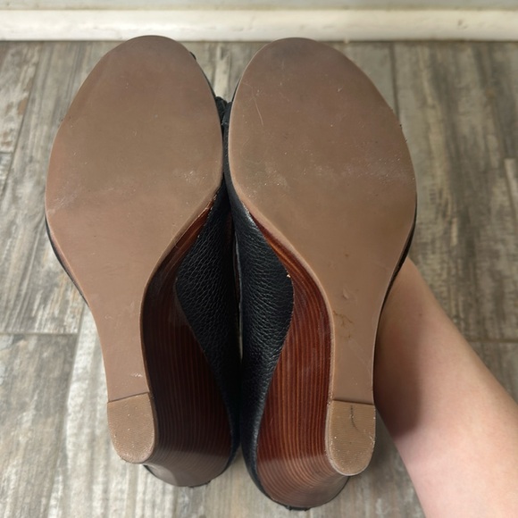 COPY - Tory Burch Black Peep-Toe Leather Wedge Size 8 - Picture 5 of 5